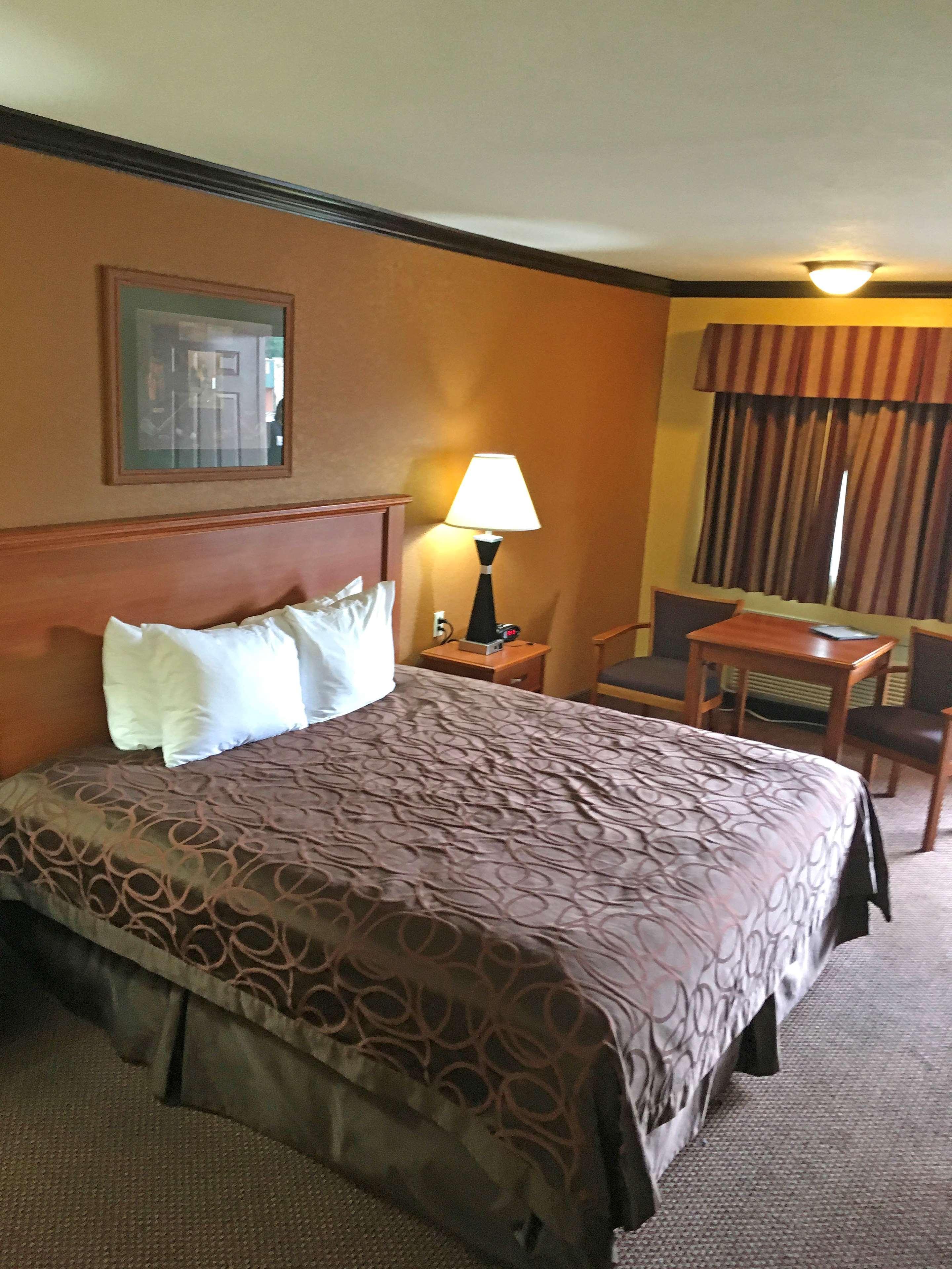 Xecutive Inn And Suites Center Exterior foto