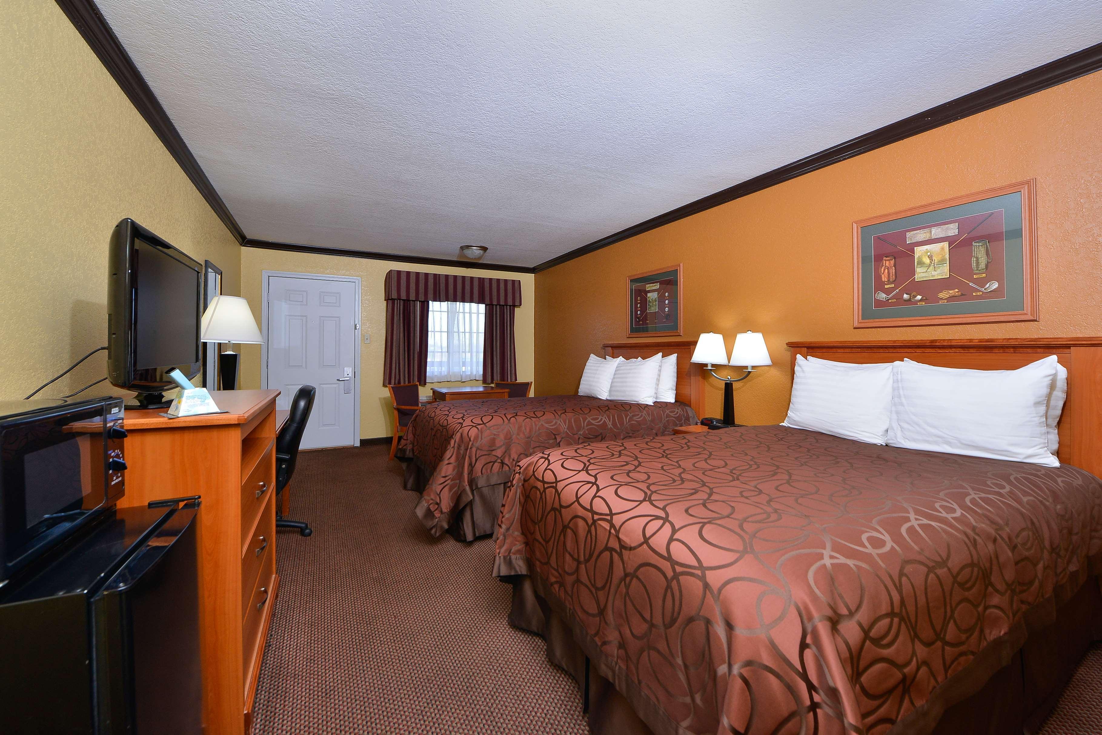 Xecutive Inn And Suites Center Exterior foto