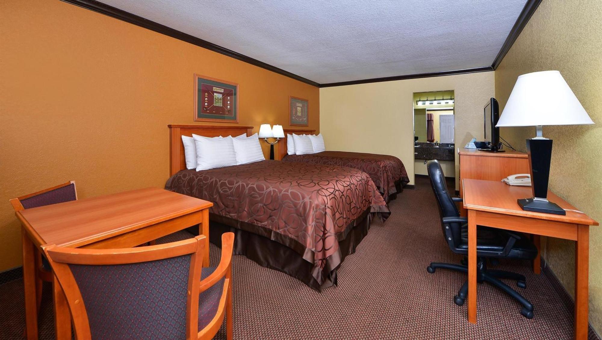 Xecutive Inn And Suites Center Exterior foto